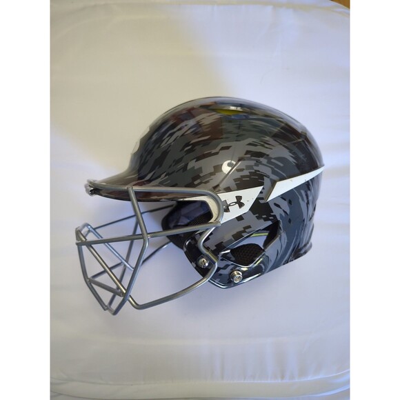 Under Armour Youth Baseball Helmet UABH2-110 Gray Camo With Face Guard - Picture 1 of 5